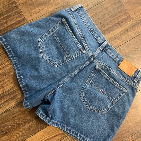 Vintage Y2K Tommy denim shorts 90s logo & flag detail size 10 - Picture 7 of 7